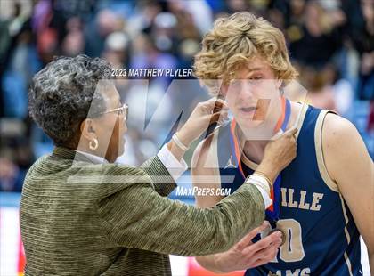 Thumbnail 2 in Farmville Central vs Reidsville (NCHSAA 2A Final - Awards) photogallery.