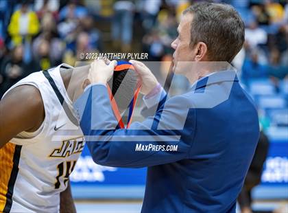 Thumbnail 1 in Farmville Central vs Reidsville (NCHSAA 2A Final - Awards) photogallery.