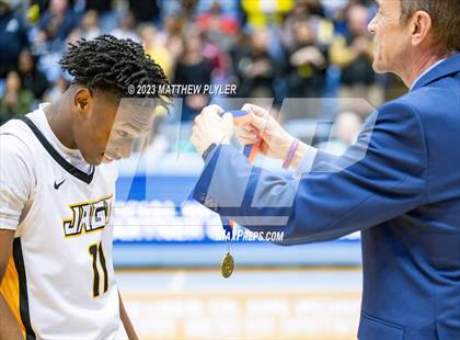 Thumbnail 1 in Farmville Central vs Reidsville (NCHSAA 2A Final - Awards) photogallery.