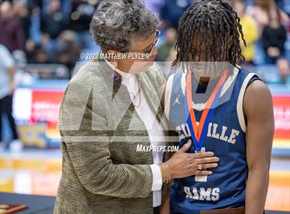 Thumbnail 3 in Farmville Central vs Reidsville (NCHSAA 2A Final - Awards) photogallery.