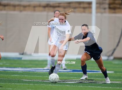 Thumbnail 1 in Flower Mound vs. Vandegrift (UIL 6A Final) photogallery.
