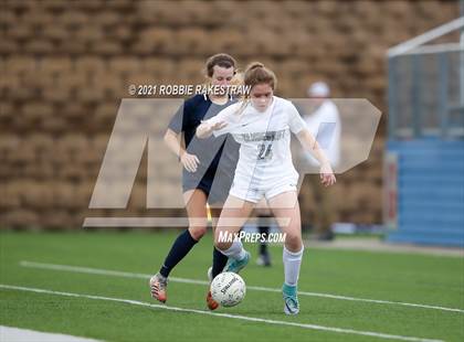 Thumbnail 2 in Flower Mound vs. Vandegrift (UIL 6A Final) photogallery.