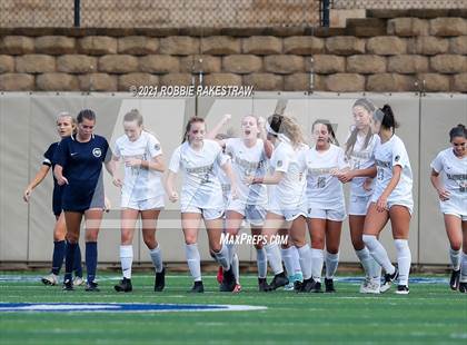 Thumbnail 3 in Flower Mound vs. Vandegrift (UIL 6A Final) photogallery.