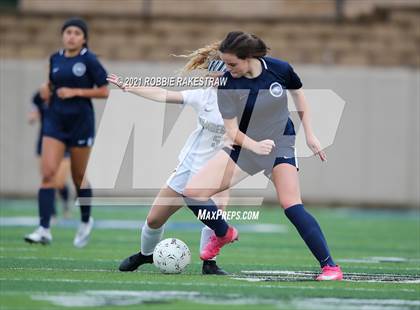 Thumbnail 3 in Flower Mound vs. Vandegrift (UIL 6A Final) photogallery.