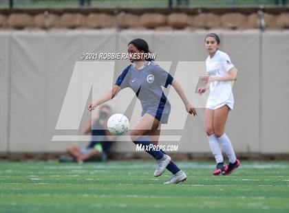 Thumbnail 3 in Flower Mound vs. Vandegrift (UIL 6A Final) photogallery.