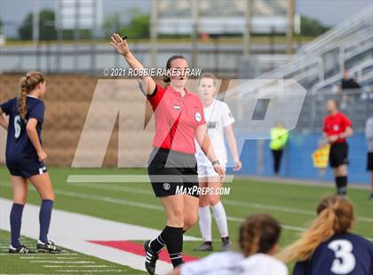 Thumbnail 3 in Flower Mound vs. Vandegrift (UIL 6A Final) photogallery.