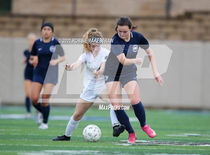 Thumbnail 2 in Flower Mound vs. Vandegrift (UIL 6A Final) photogallery.