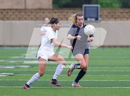 Thumbnail 1 in Flower Mound vs. Vandegrift (UIL 6A Final) photogallery.