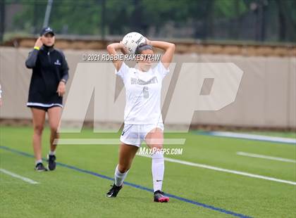 Thumbnail 3 in Flower Mound vs. Vandegrift (UIL 6A Final) photogallery.