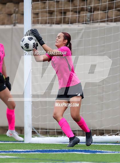 Thumbnail 2 in Flower Mound vs. Vandegrift (UIL 6A Final) photogallery.
