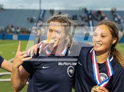 Thumbnail 2 in Flower Mound vs. Vandegrift (UIL 6A Final) photogallery.