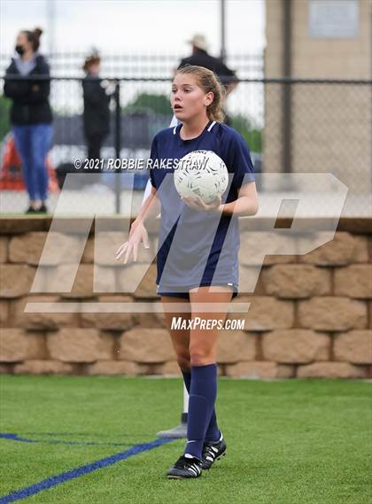 Thumbnail 2 in Flower Mound vs. Vandegrift (UIL 6A Final) photogallery.