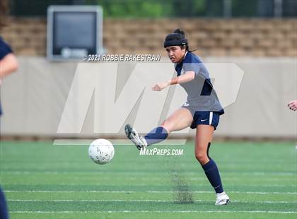 Thumbnail 3 in Flower Mound vs. Vandegrift (UIL 6A Final) photogallery.