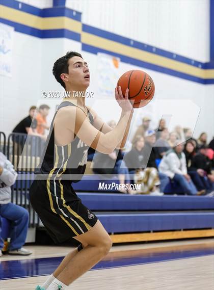 Thumbnail 3 in Woodson @ Perrin-Whitt photogallery.