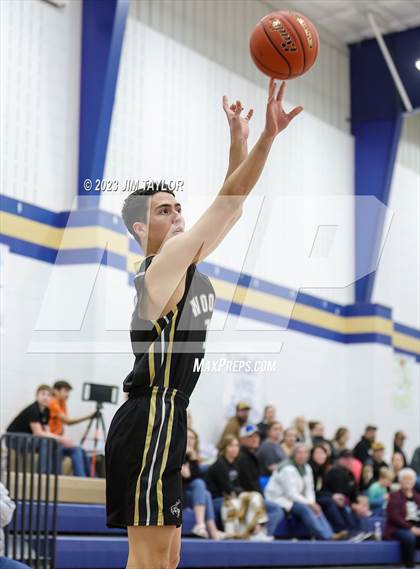 Thumbnail 1 in Woodson @ Perrin-Whitt photogallery.
