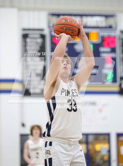 Thumbnail 2 in Woodson @ Perrin-Whitt photogallery.