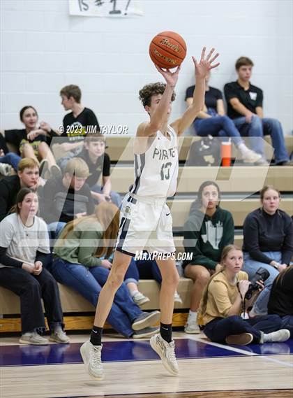 Thumbnail 3 in Woodson @ Perrin-Whitt photogallery.