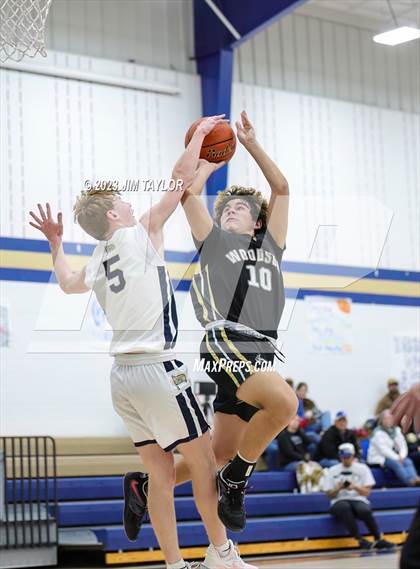 Thumbnail 1 in Woodson @ Perrin-Whitt photogallery.