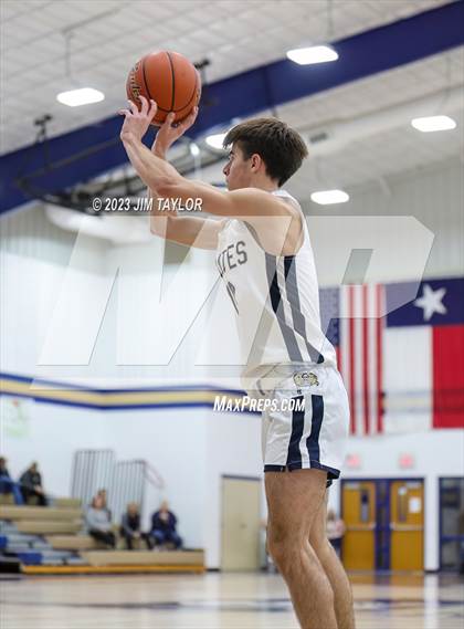 Thumbnail 1 in Woodson @ Perrin-Whitt photogallery.