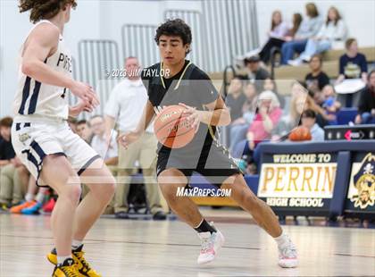 Thumbnail 3 in Woodson @ Perrin-Whitt photogallery.