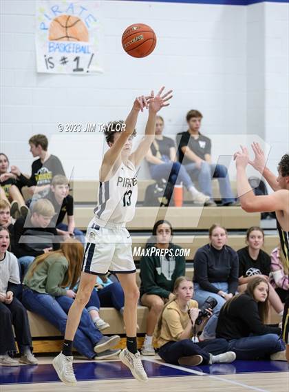 Thumbnail 1 in Woodson @ Perrin-Whitt photogallery.