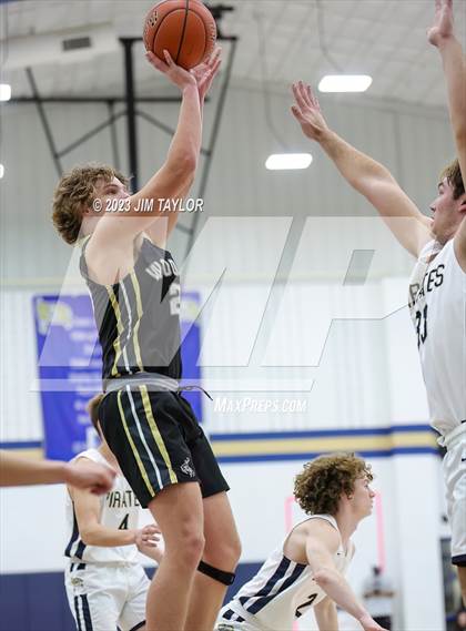 Thumbnail 2 in Woodson @ Perrin-Whitt photogallery.