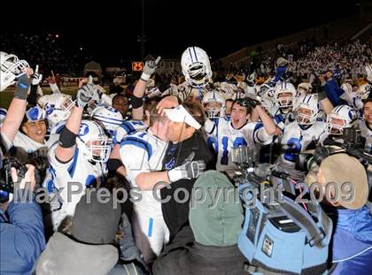 Thumbnail 3 in Glenville vs. Davidson (Ohio D1 Final) photogallery.