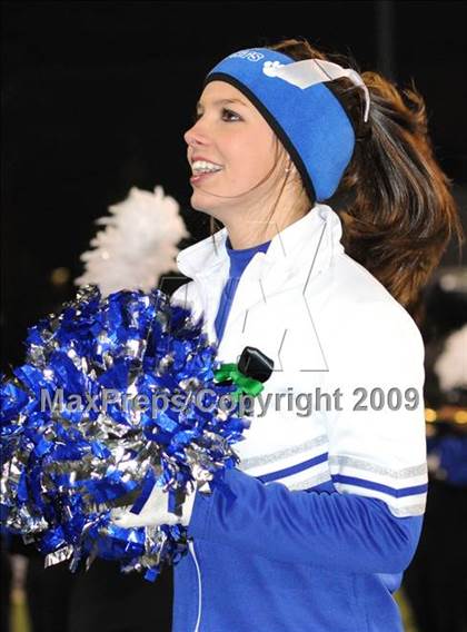 Thumbnail 2 in Glenville vs. Davidson (Ohio D1 Final) photogallery.