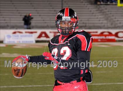 Thumbnail 1 in Glenville vs. Davidson (Ohio D1 Final) photogallery.