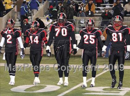 Thumbnail 2 in Glenville vs. Davidson (Ohio D1 Final) photogallery.