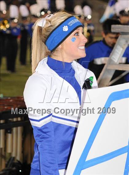 Thumbnail 1 in Glenville vs. Davidson (Ohio D1 Final) photogallery.