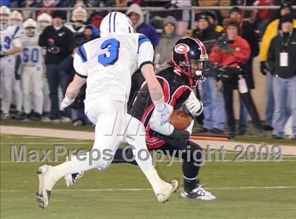 Thumbnail 2 in Glenville vs. Davidson (Ohio D1 Final) photogallery.