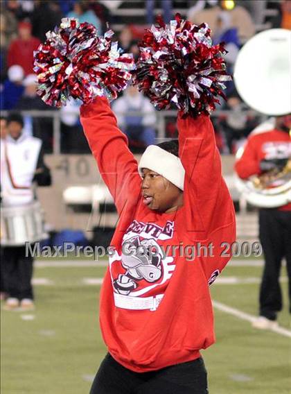 Thumbnail 1 in Glenville vs. Davidson (Ohio D1 Final) photogallery.