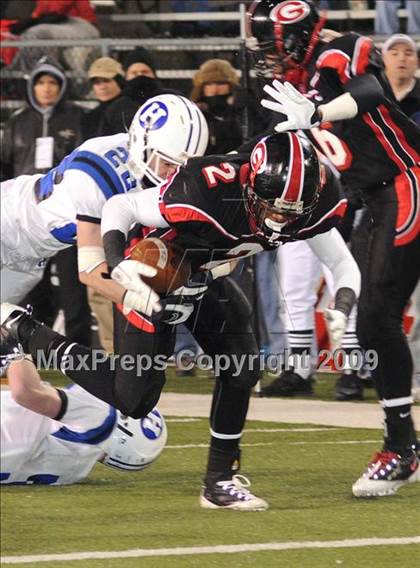 Thumbnail 3 in Glenville vs. Davidson (Ohio D1 Final) photogallery.