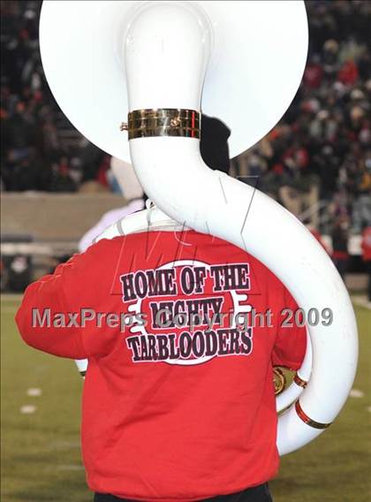 Thumbnail 2 in Glenville vs. Davidson (Ohio D1 Final) photogallery.