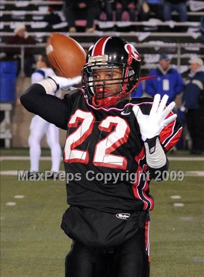 Thumbnail 3 in Glenville vs. Davidson (Ohio D1 Final) photogallery.