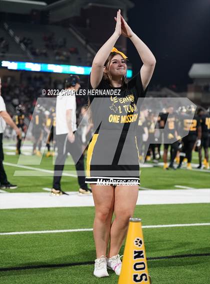 Thumbnail 1 in Timpson vs. Refugio (UIL 2A Division I Semifinal) photogallery.