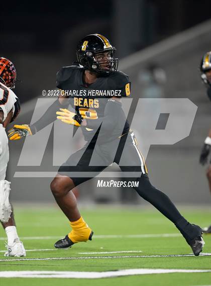 Thumbnail 1 in Timpson vs. Refugio (UIL 2A Division I Semifinal) photogallery.