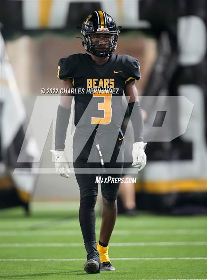 Thumbnail 2 in Timpson vs. Refugio (UIL 2A Division I Semifinal) photogallery.