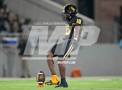 Thumbnail 1 in Timpson vs. Refugio (UIL 2A Division I Semifinal) photogallery.