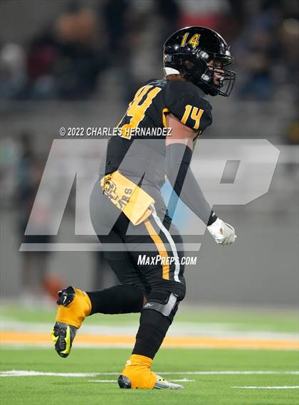 Thumbnail 1 in Timpson vs. Refugio (UIL 2A Division I Semifinal) photogallery.
