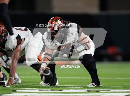 Thumbnail 3 in Timpson vs. Refugio (UIL 2A Division I Semifinal) photogallery.
