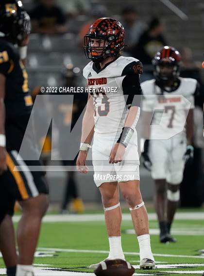 Thumbnail 1 in Timpson vs. Refugio (UIL 2A Division I Semifinal) photogallery.