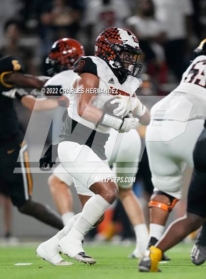 Thumbnail 3 in Timpson vs. Refugio (UIL 2A Division I Semifinal) photogallery.