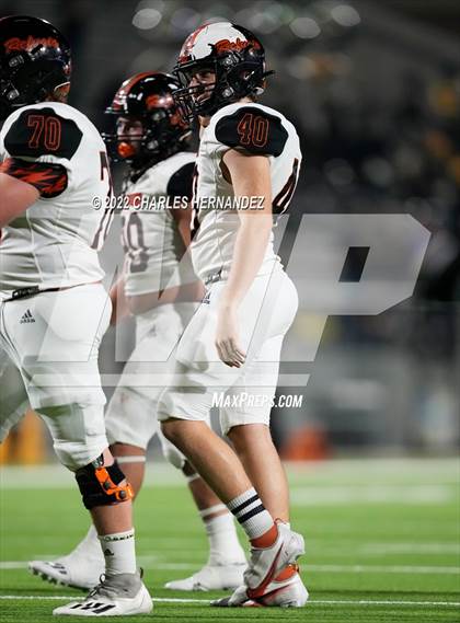 Thumbnail 1 in Timpson vs. Refugio (UIL 2A Division I Semifinal) photogallery.
