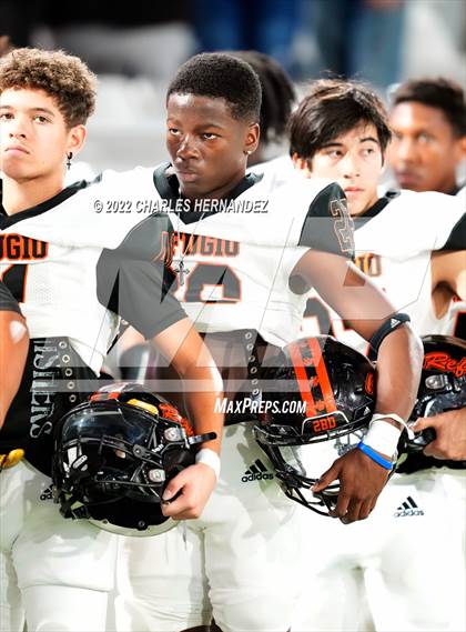 Thumbnail 1 in Timpson vs. Refugio (UIL 2A Division I Semifinal) photogallery.