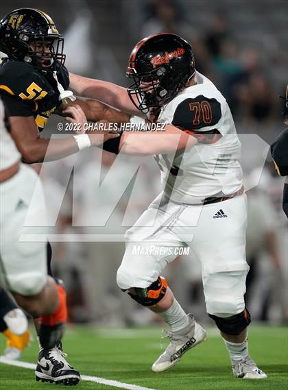 Thumbnail 3 in Timpson vs. Refugio (UIL 2A Division I Semifinal) photogallery.