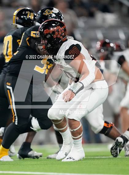 Thumbnail 1 in Timpson vs. Refugio (UIL 2A Division I Semifinal) photogallery.