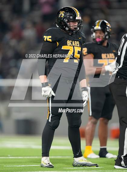 Thumbnail 2 in Timpson vs. Refugio (UIL 2A Division I Semifinal) photogallery.