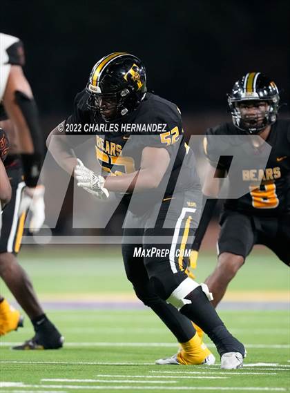 Thumbnail 1 in Timpson vs. Refugio (UIL 2A Division I Semifinal) photogallery.